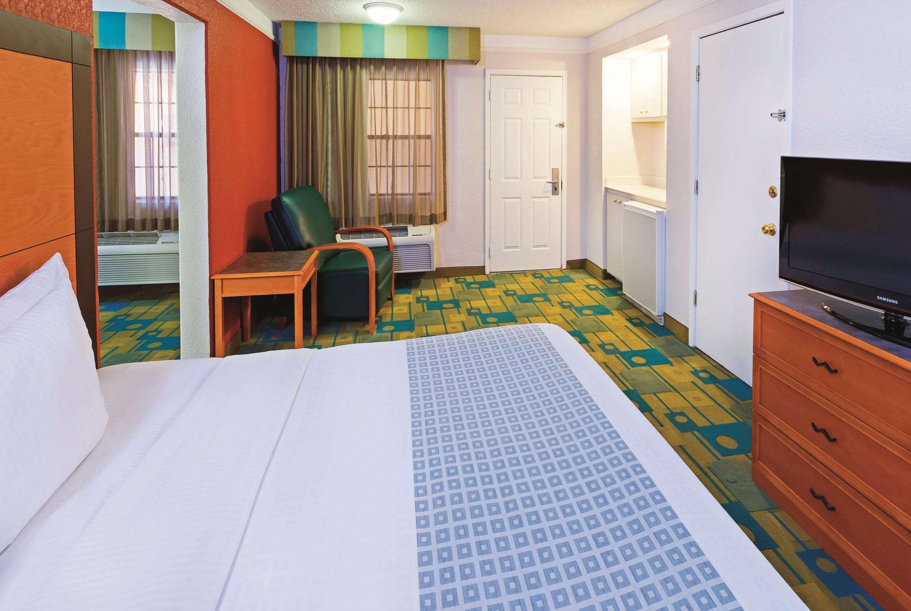 Baymont By Wyndham Lubbock - Downtown Civic Center Hotel Ngoại thất bức ảnh